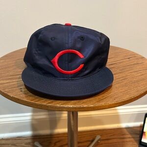 Ebbets Field Retro Cincinnati Reds Satin Hat. New with tags. Fitted 7 7/8